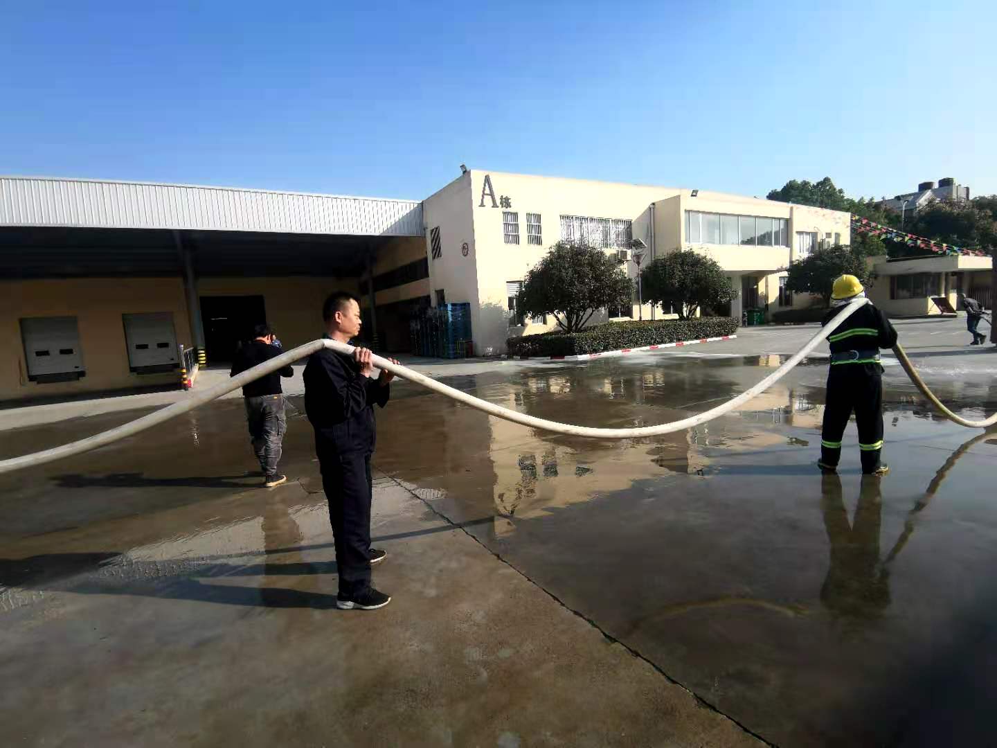 如何斷開和停止發電機？